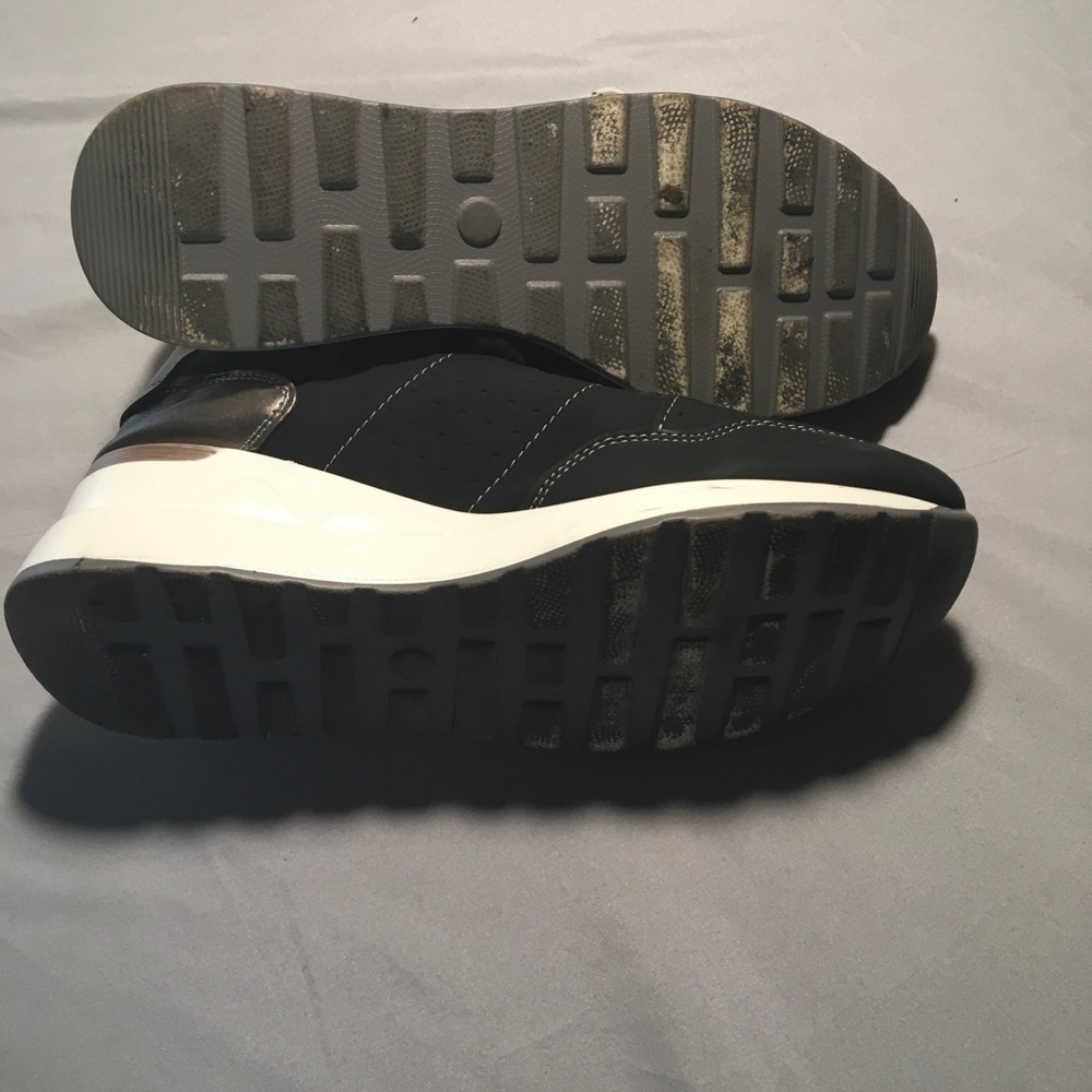 Women’s Sneakers Black, White And Gold Unbranded - Picture 6 of 6
